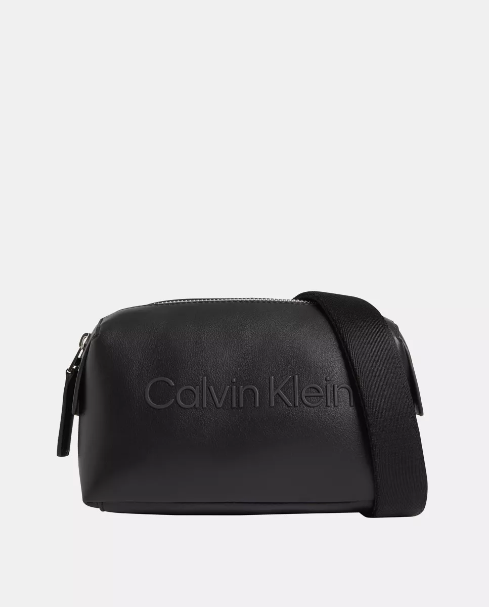 Calvin Klein - Bandolera En Negro Con Cremallera Y Logo Frontal barato