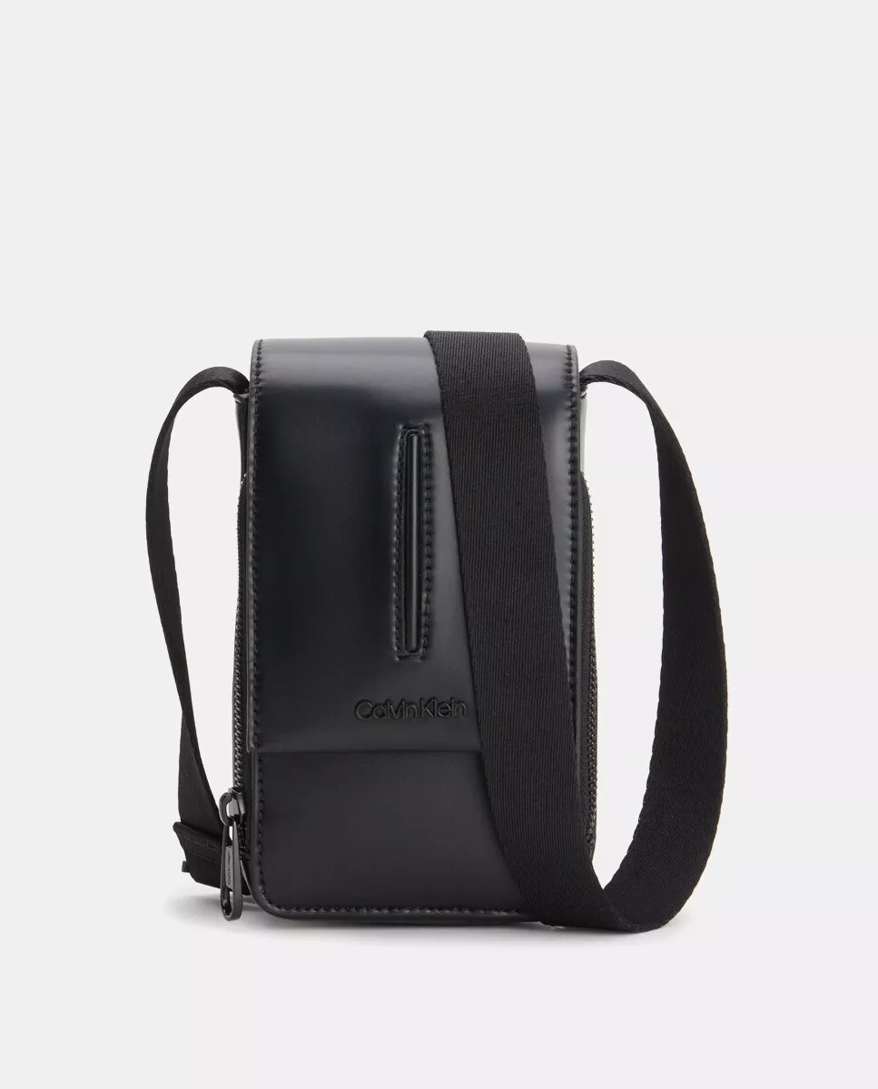 Calvin Klein - Bolso Para Móvil En Negro Con Aplique De La Marca barato