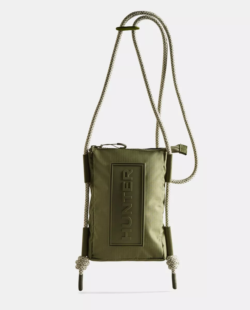 Hunter - Bolso Para Móvil Travek Ripstop De Nylon Reciclado En Verde En Oferta Hunter - Bolso Para Móvil Travek Ripstop De Nylon Reciclado En Verde Barato